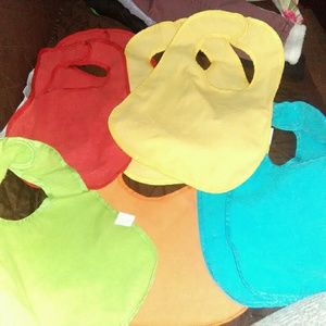 9Bibs w/the plastic underneath